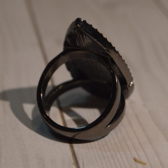 Pink Teardrop Ring Size 9 - Picture 2 of 2